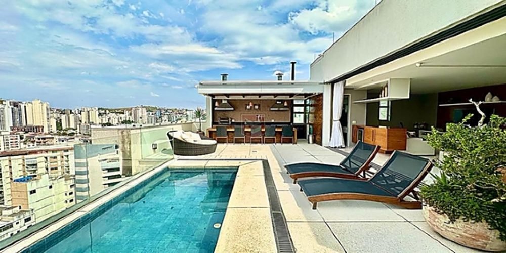 Pscina - lado de fora